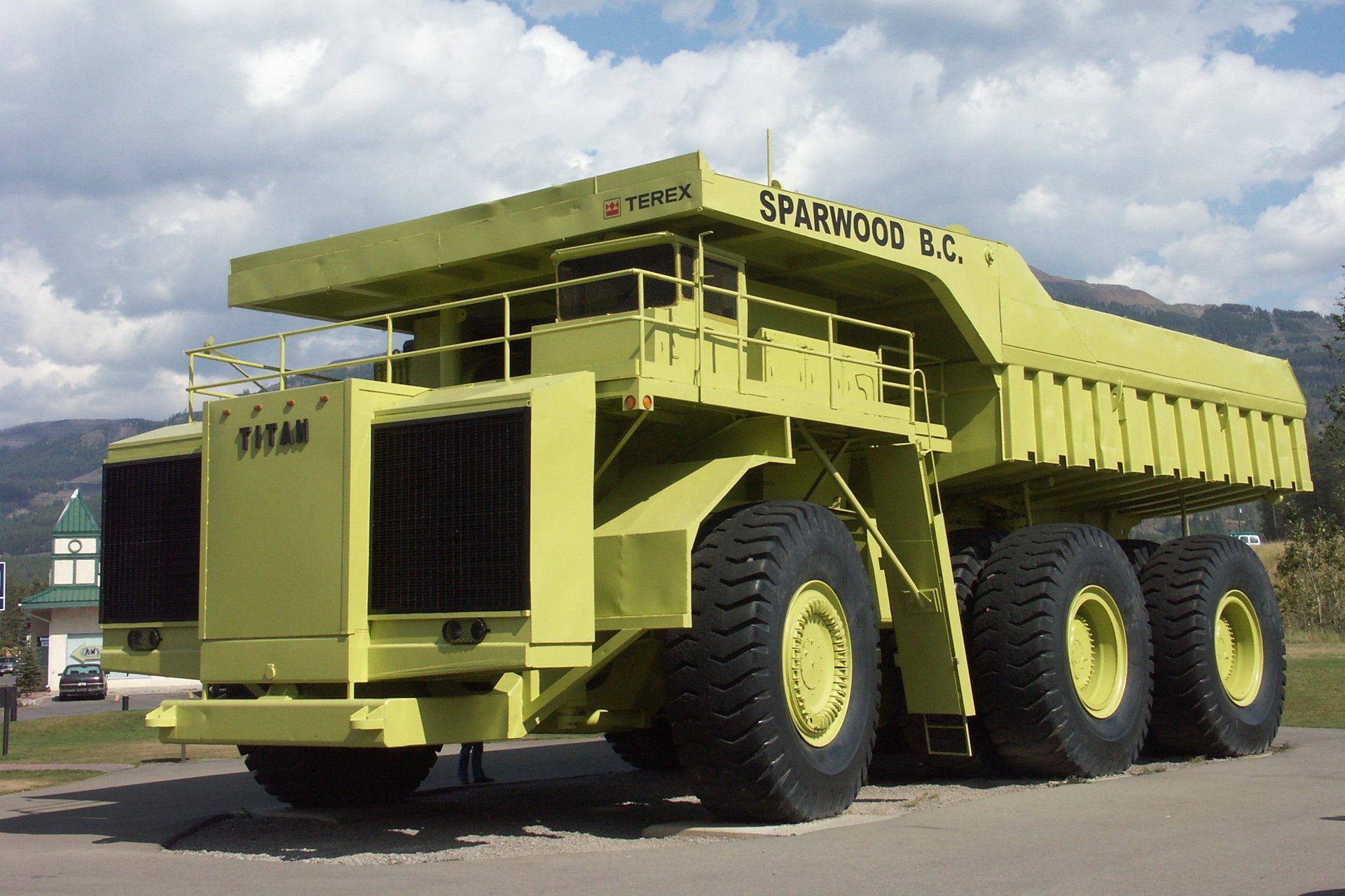 Terex Titan